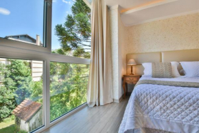 Отель Micheline Hotel Tricot  Грамаду